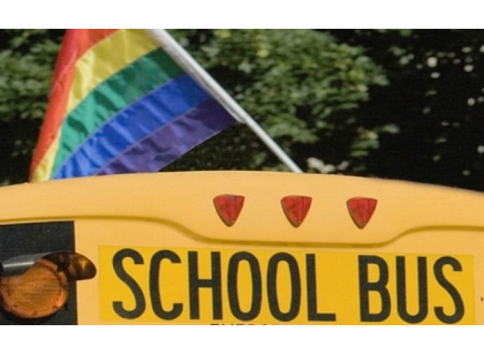 Scuola bus gay